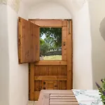 Trullo Antico In Valle D'itria *