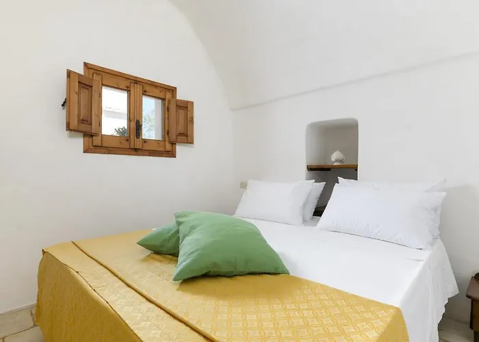 Trullo Antico In Valle D'itria