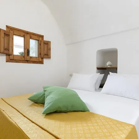 Trullo Antico In Valle D'itria